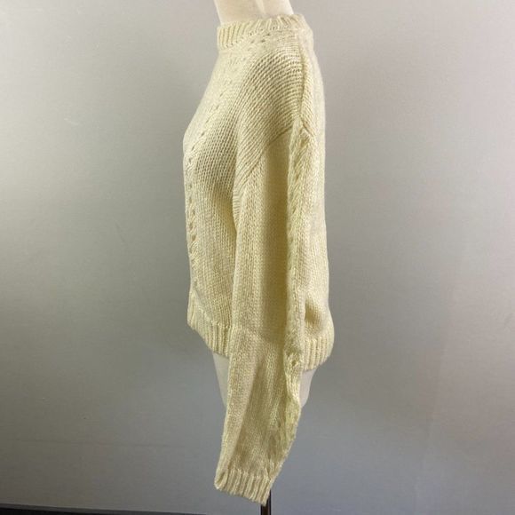 NWT WOVEN HEART Ivory Knit Crew Neck Sweater (L)‎ - Picture 4 of 8